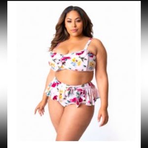 NWOT Unique Vintage Floral Bikini with Front Faux Bow and Wrap Illusion Bottom